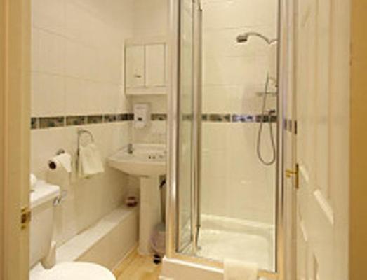Moonraker House Hotel Stratford-upon-Avon Room photo